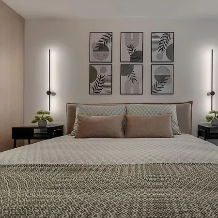 Апартаменты Brand New 58 Loft With Free Parking