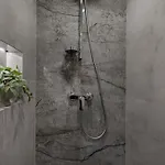 Brand New 58 Loft With Free Parking Lejlighed *
